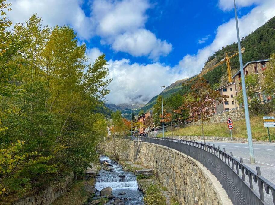 Iconic - A Pie De Pistas En 1 Minuto - Terraza Con Vistas Al Valle Arinsal - Parking Gratis L By Bonesvacances 外观 照片