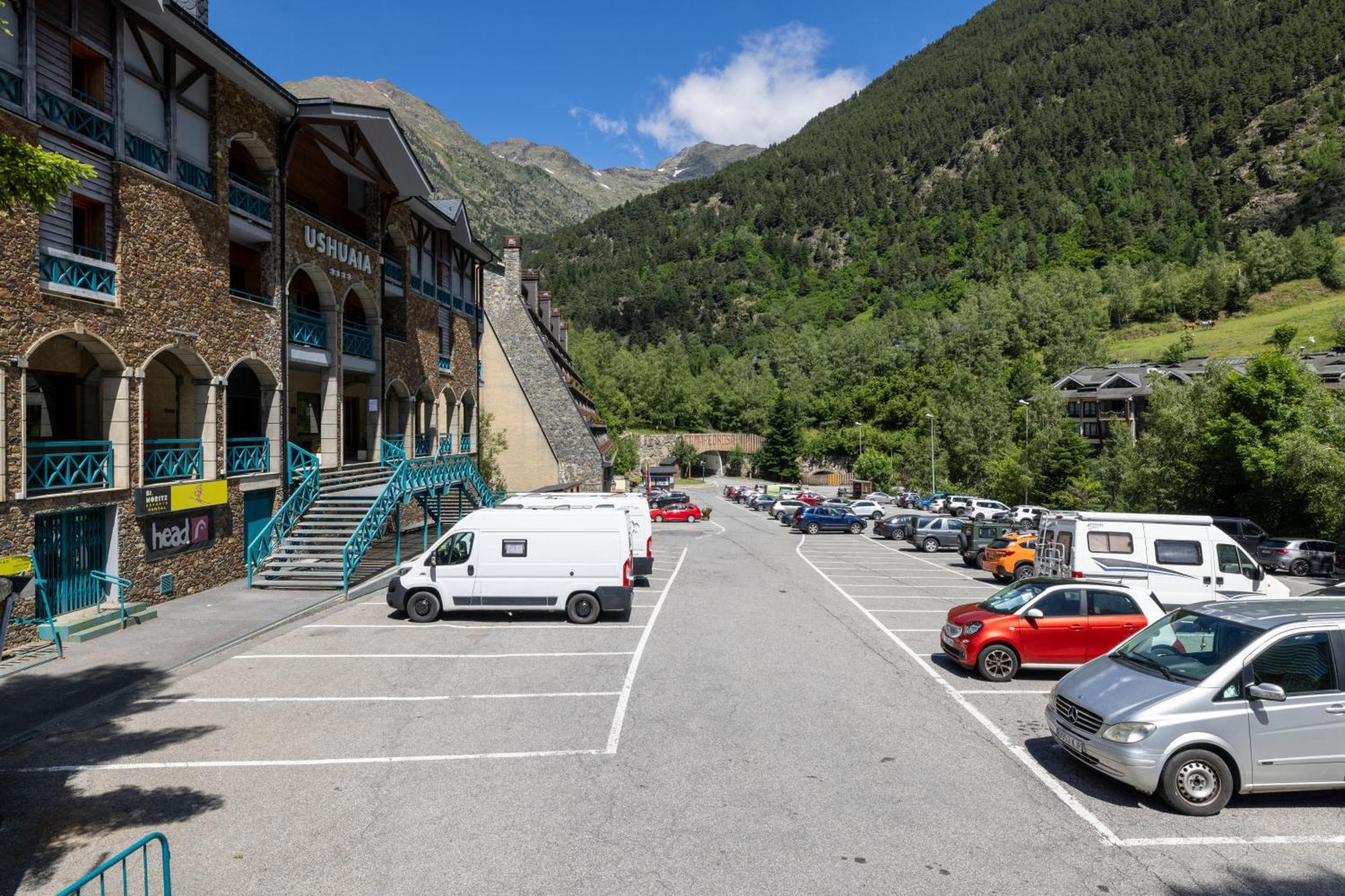 Iconic - A Pie De Pistas En 1 Minuto - Terraza Con Vistas Al Valle Arinsal - Parking Gratis L By Bonesvacances 外观 照片