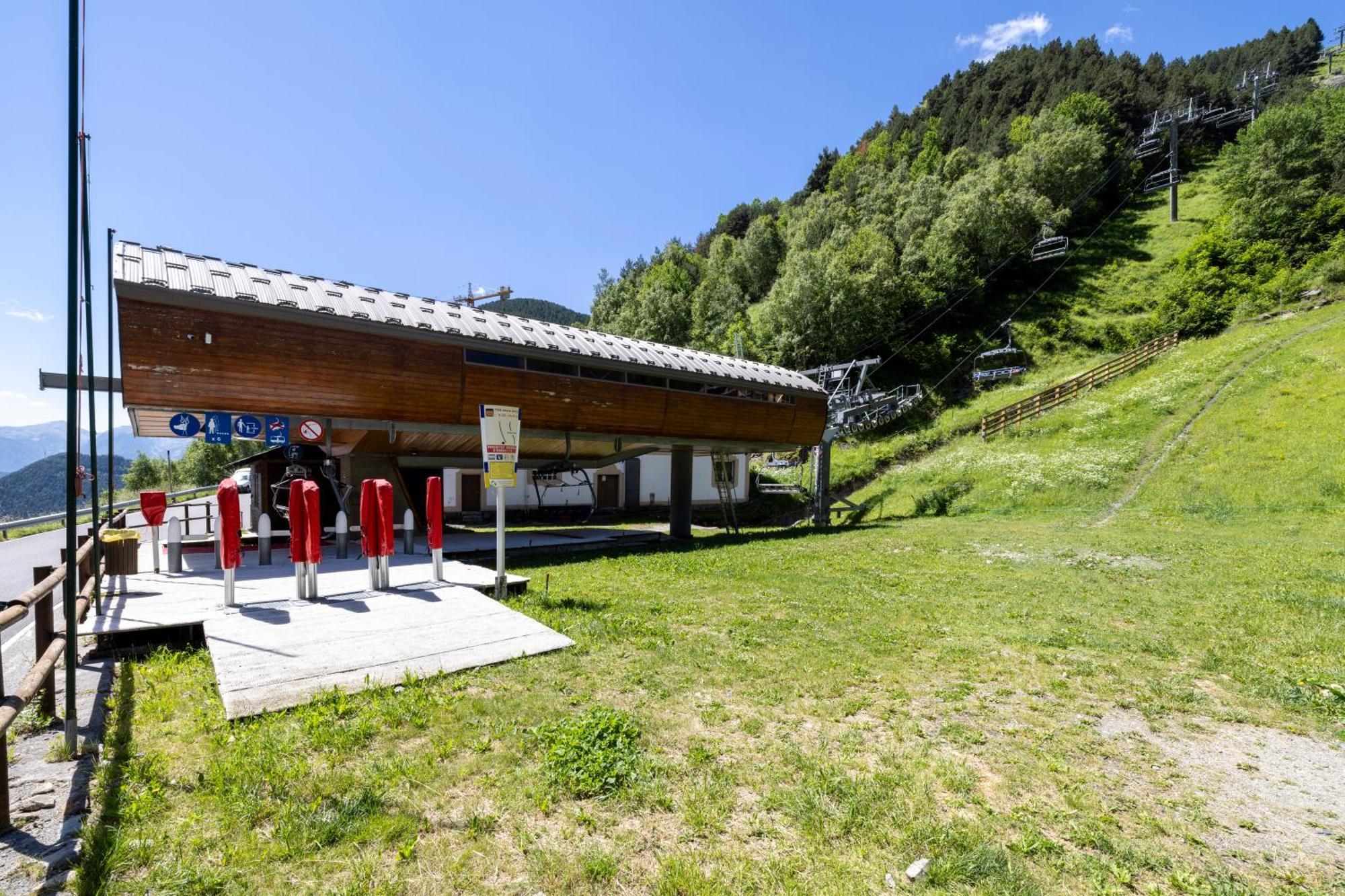 Iconic - A Pie De Pistas En 1 Minuto - Terraza Con Vistas Al Valle Arinsal - Parking Gratis L By Bonesvacances 外观 照片